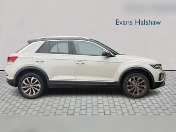 Used Volkswagen T-Roc 2022 for sale - 79716272: Photo