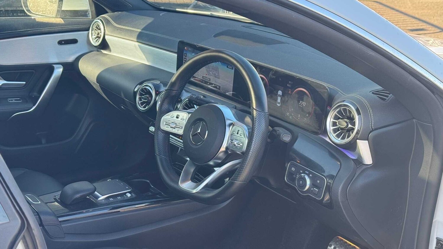 Used Mercedes-Benz CLA for sale - 77961171: Photo 6