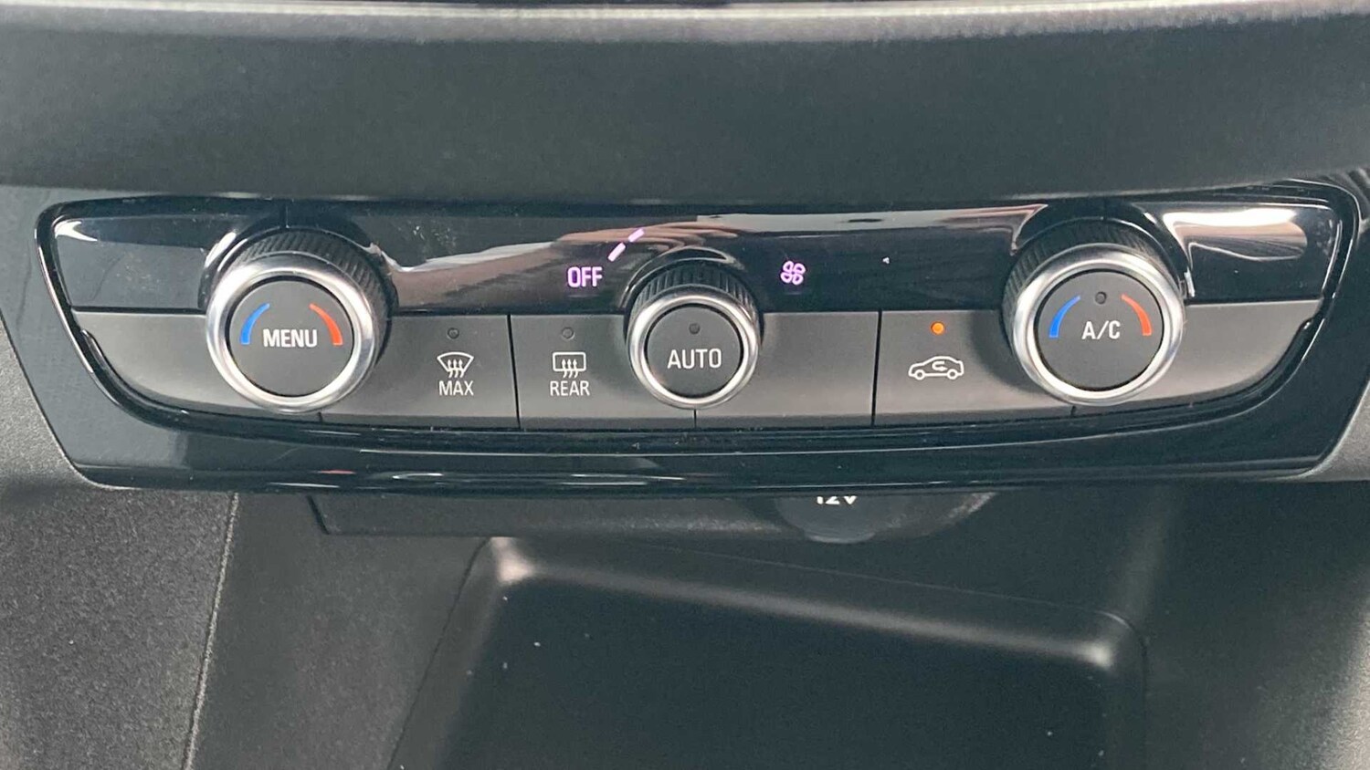 Used Vauxhall Corsa for sale - 77860683: Photo 25