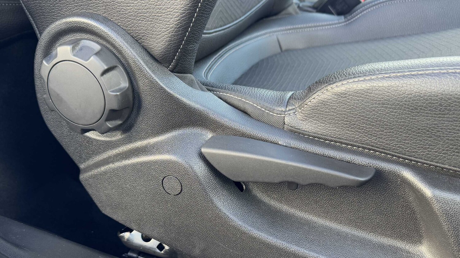 Used Vauxhall ADAM for sale - 77858870: Photo 32