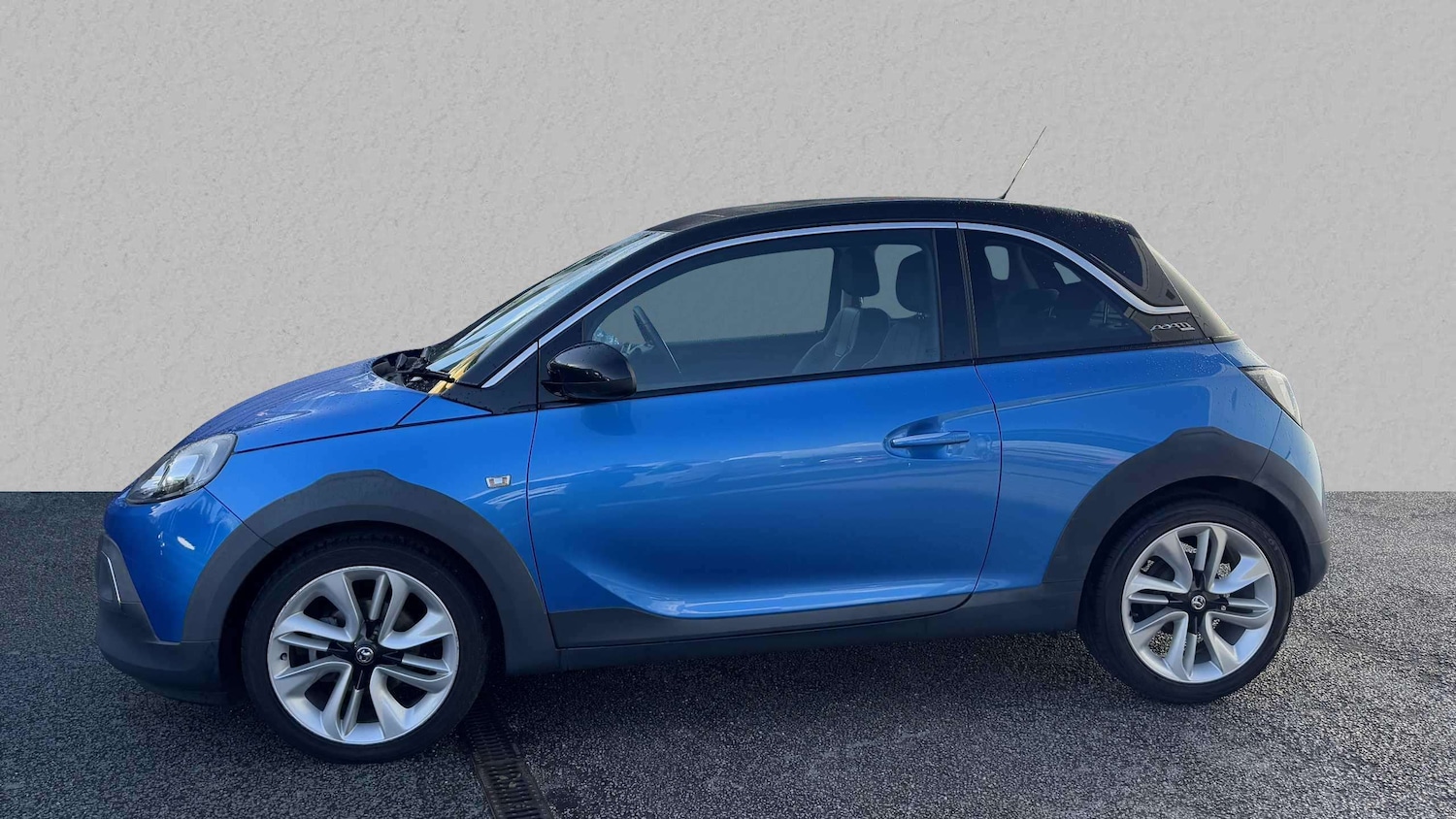 Used Vauxhall ADAM for sale - 77858870: Photo 4