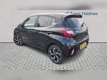 Used Hyundai i10 2023 for sale - 78208942: Photo