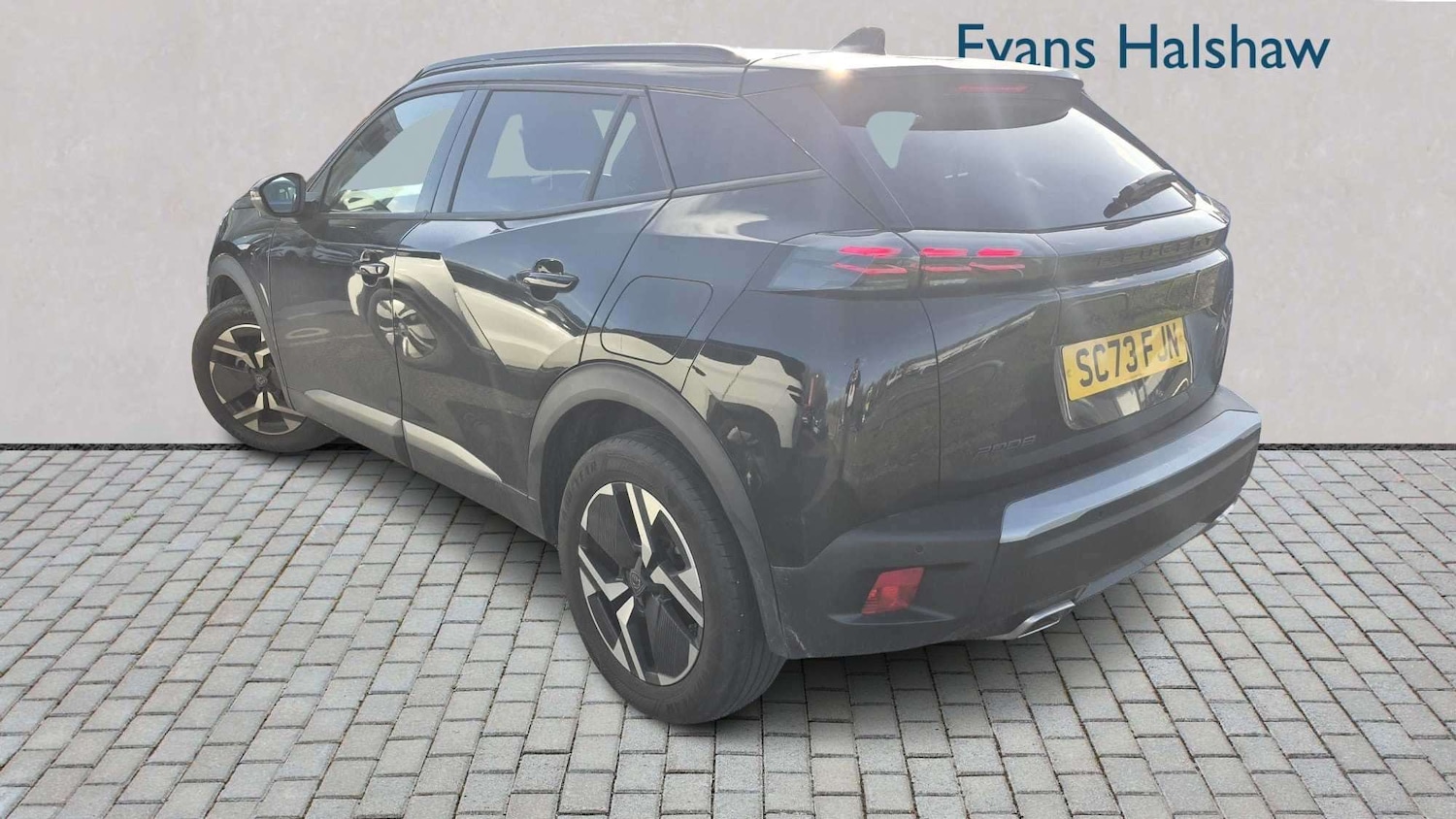 Used Peugeot 2008 2023 for sale - 78060273: Photo 3