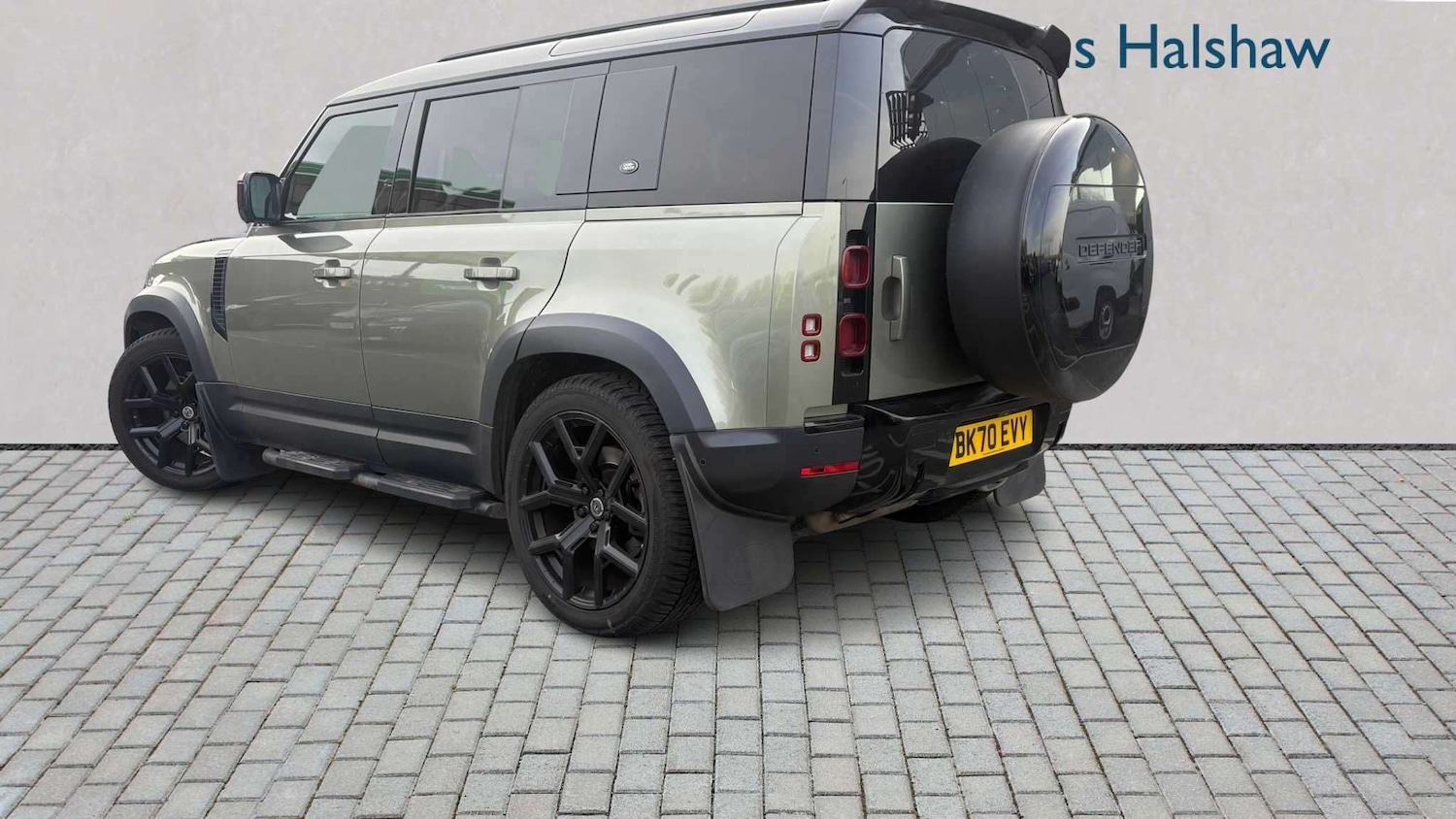 Used Land Rover Defender 2020 for sale - 77972589: Photo 3