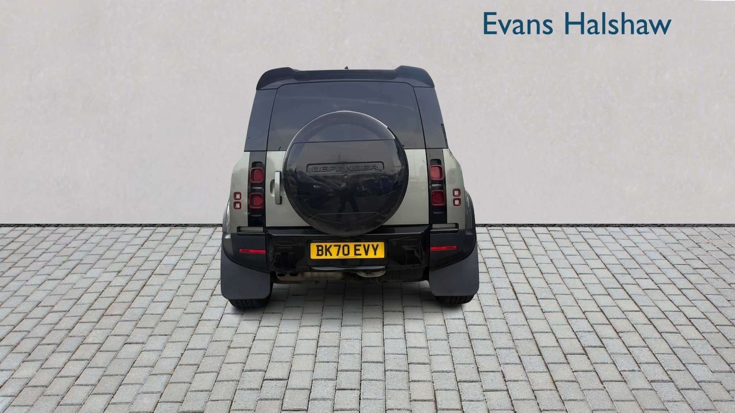 Used Land Rover Defender 2020 for sale - 77972589: Photo 4