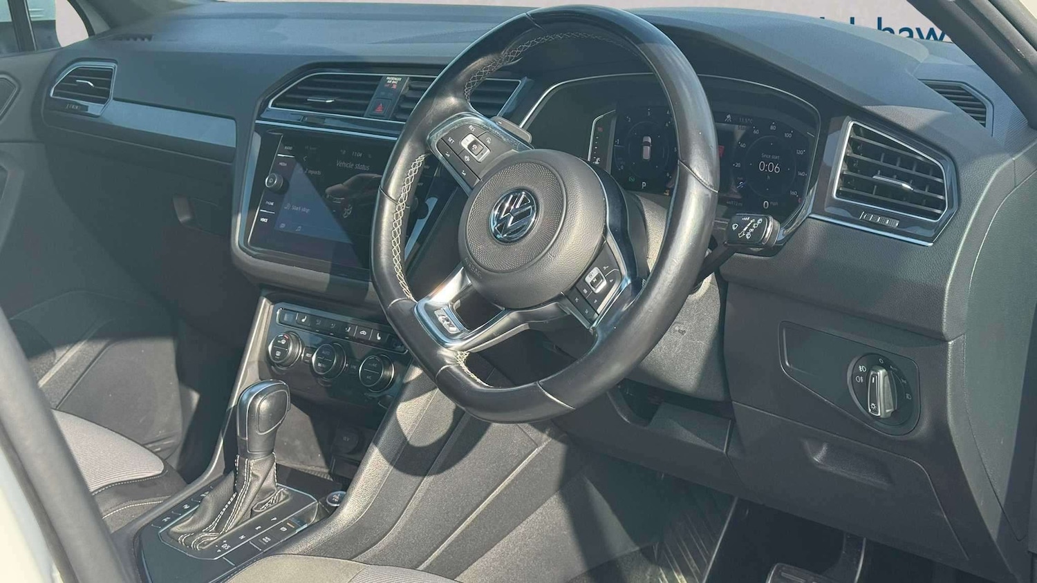 Used Volkswagen Tiguan 2020 for sale - 77856819: Photo 3