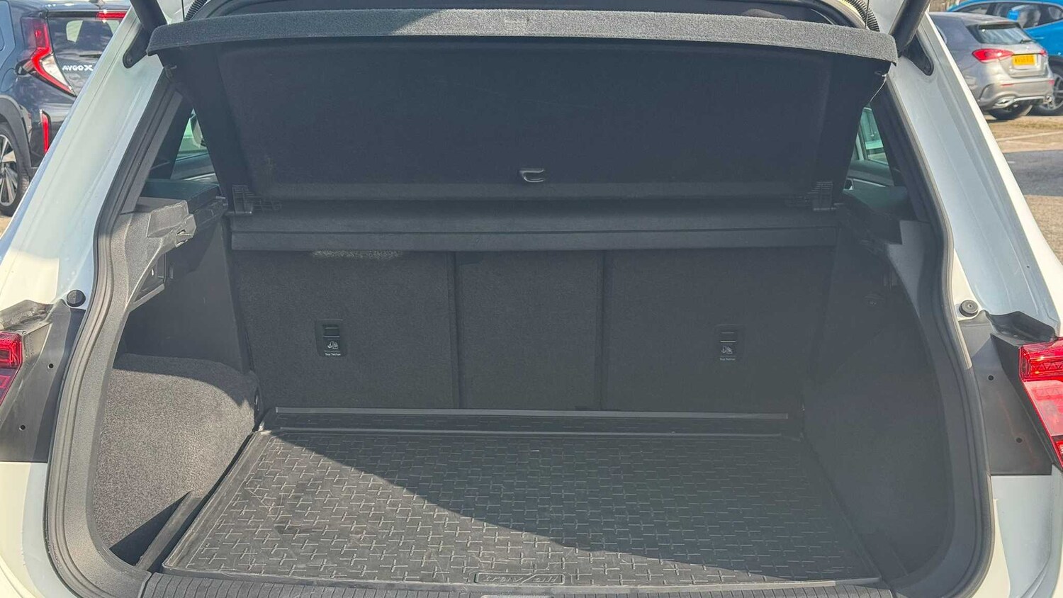 Used Volkswagen Tiguan 2020 for sale - 77856819: Photo 9