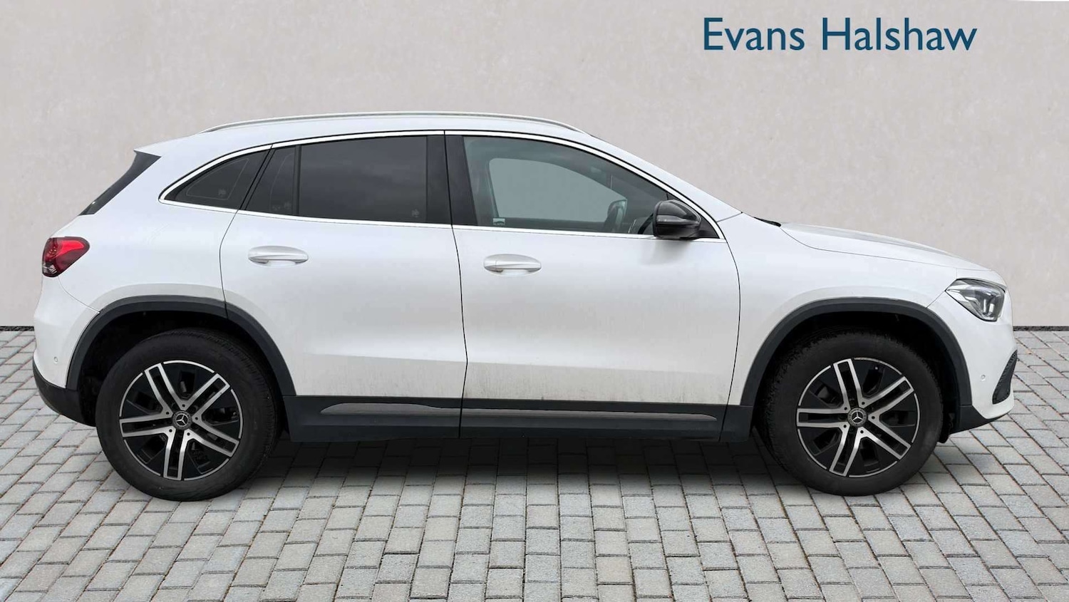 Used Mercedes-Benz GLA 2021 for sale - 77856459: Photo 4