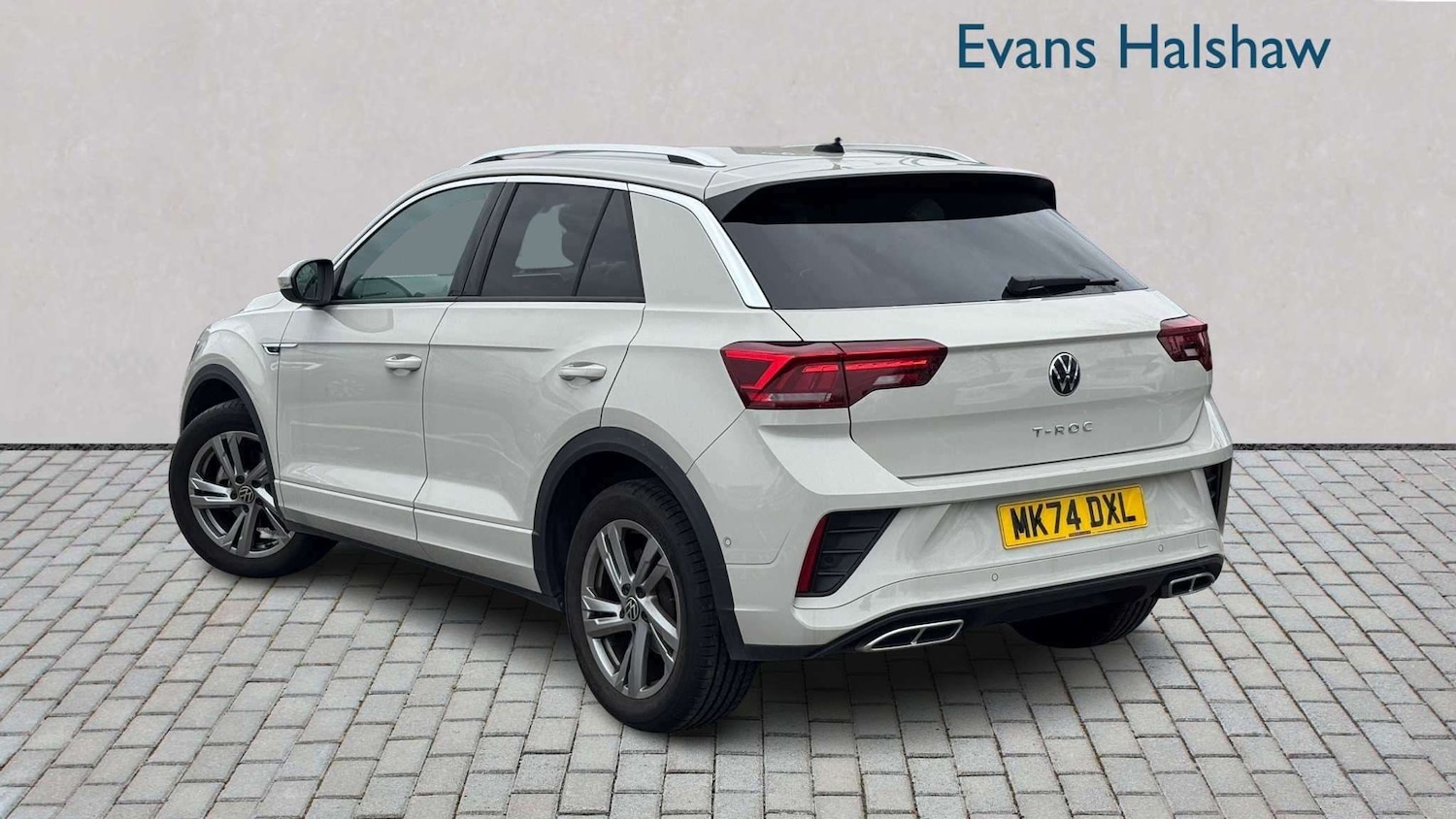 Used Volkswagen T-Roc for sale - 78104446: Photo 3