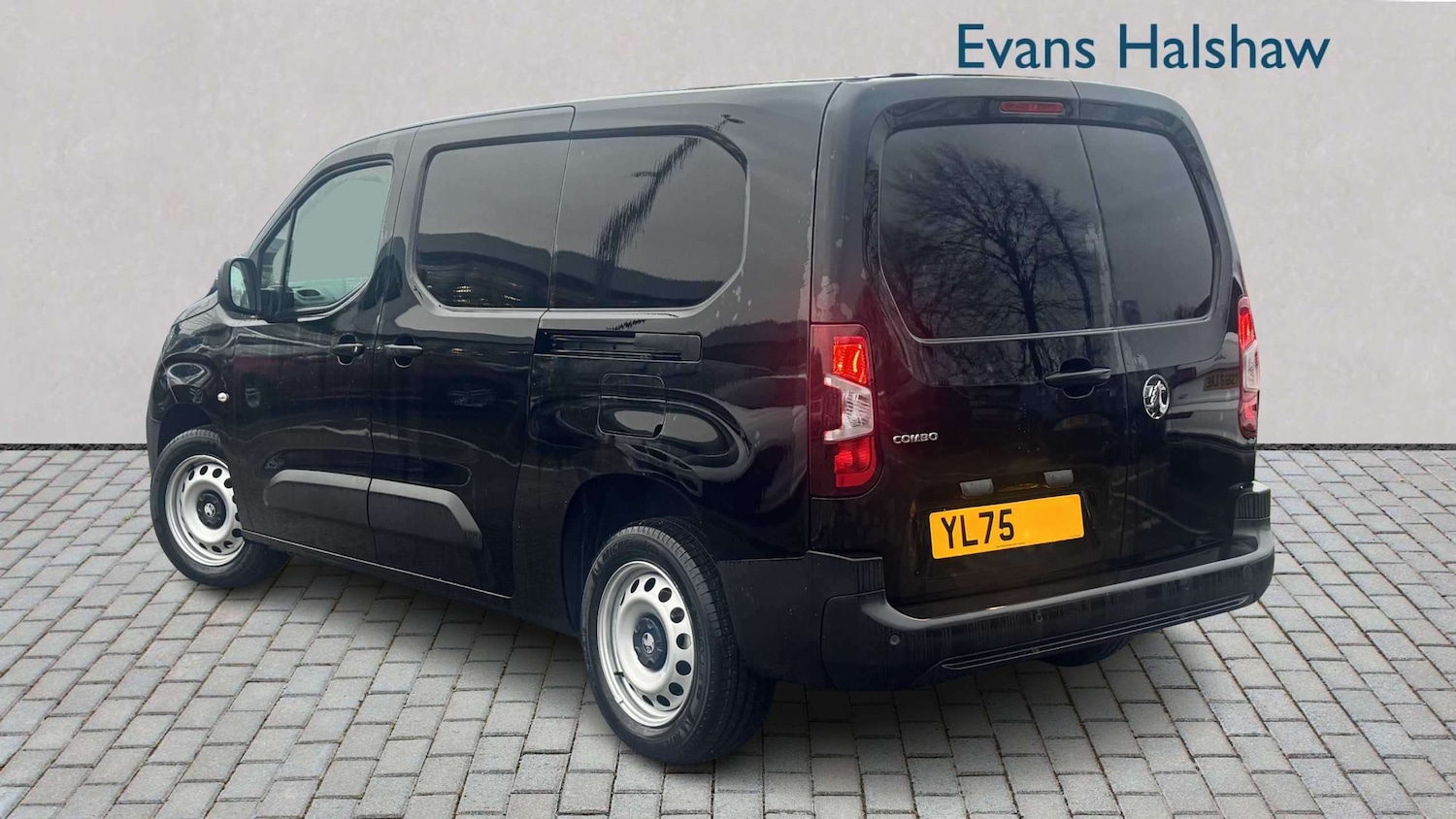 Used Vauxhall Combo 2025 for sale - 77857289: Photo 2