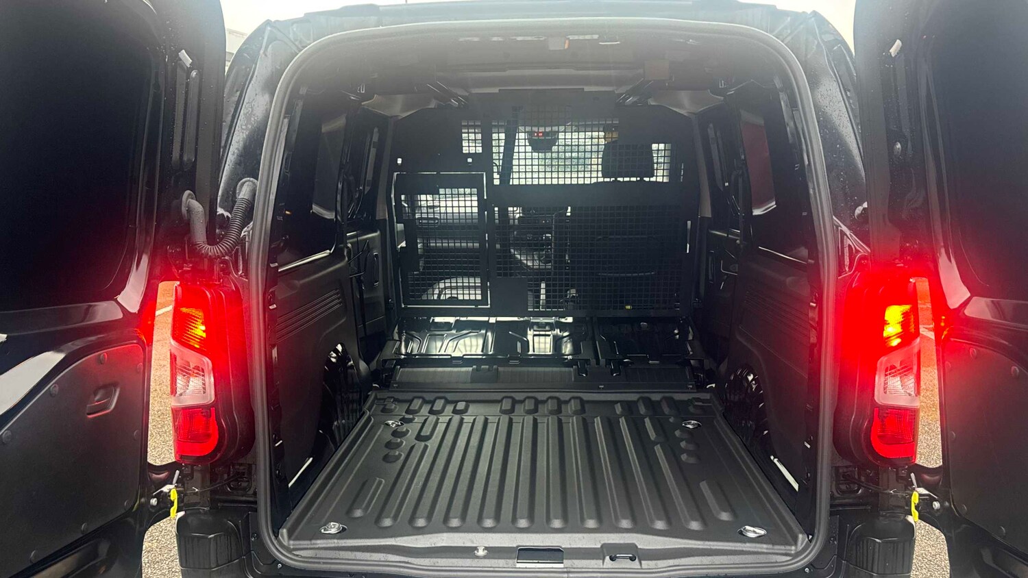 Used Vauxhall Combo 2025 for sale - 77857289: Photo 27