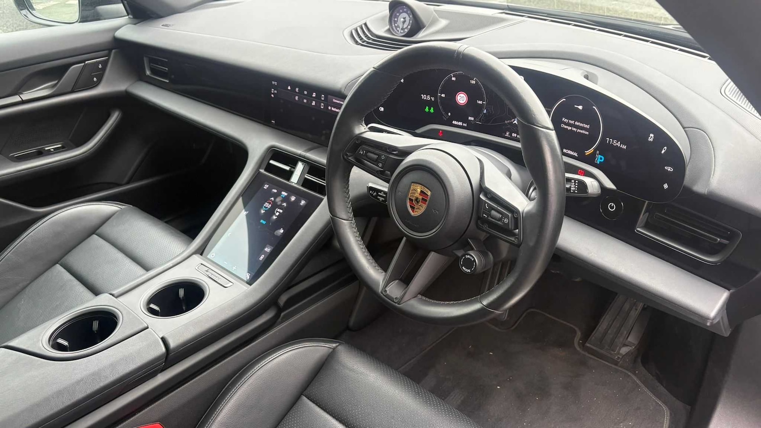 Used Porsche Taycan 2022 for sale - 77914089: Photo 6