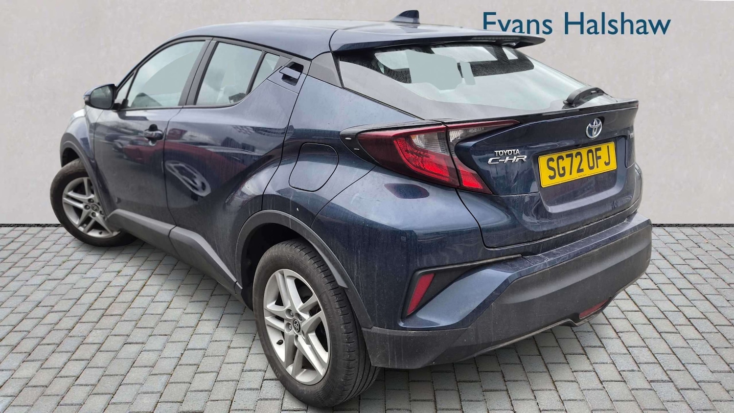 Used Toyota C-HR for sale - 77860307: Photo 2