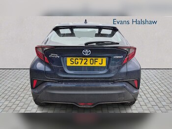 Used Toyota C-HR 2023 for sale - 77860307: Photo