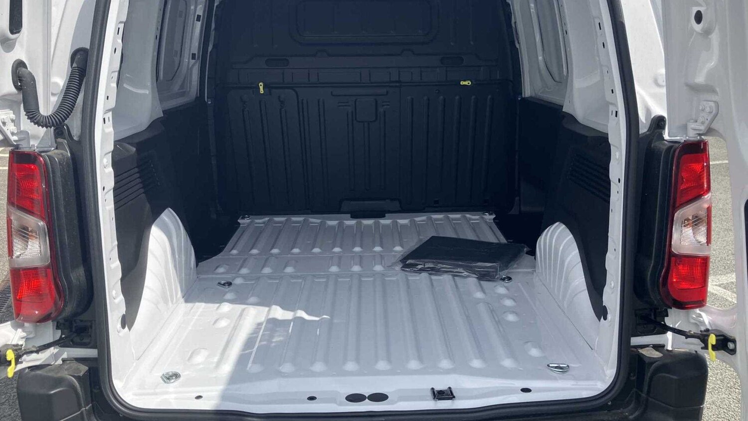 Used Vauxhall Combo 2025 for sale - 77860224: Photo 10