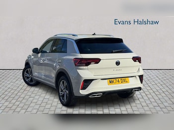 Used Volkswagen T-Roc 2024 for sale - 78707296: Photo