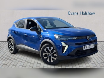 Used Renault Captur 2025 for sale - 79148005: Photo