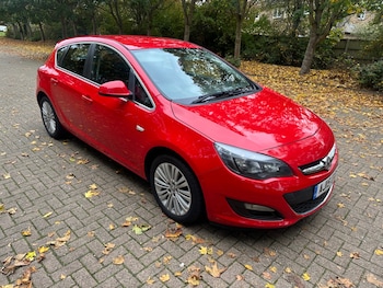 Used Vauxhall Astra 2015 for sale - 77459891: Photo
