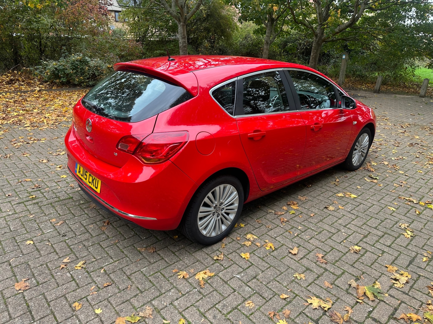 Used Vauxhall Astra 2015 for sale - 77459891: Photo 3
