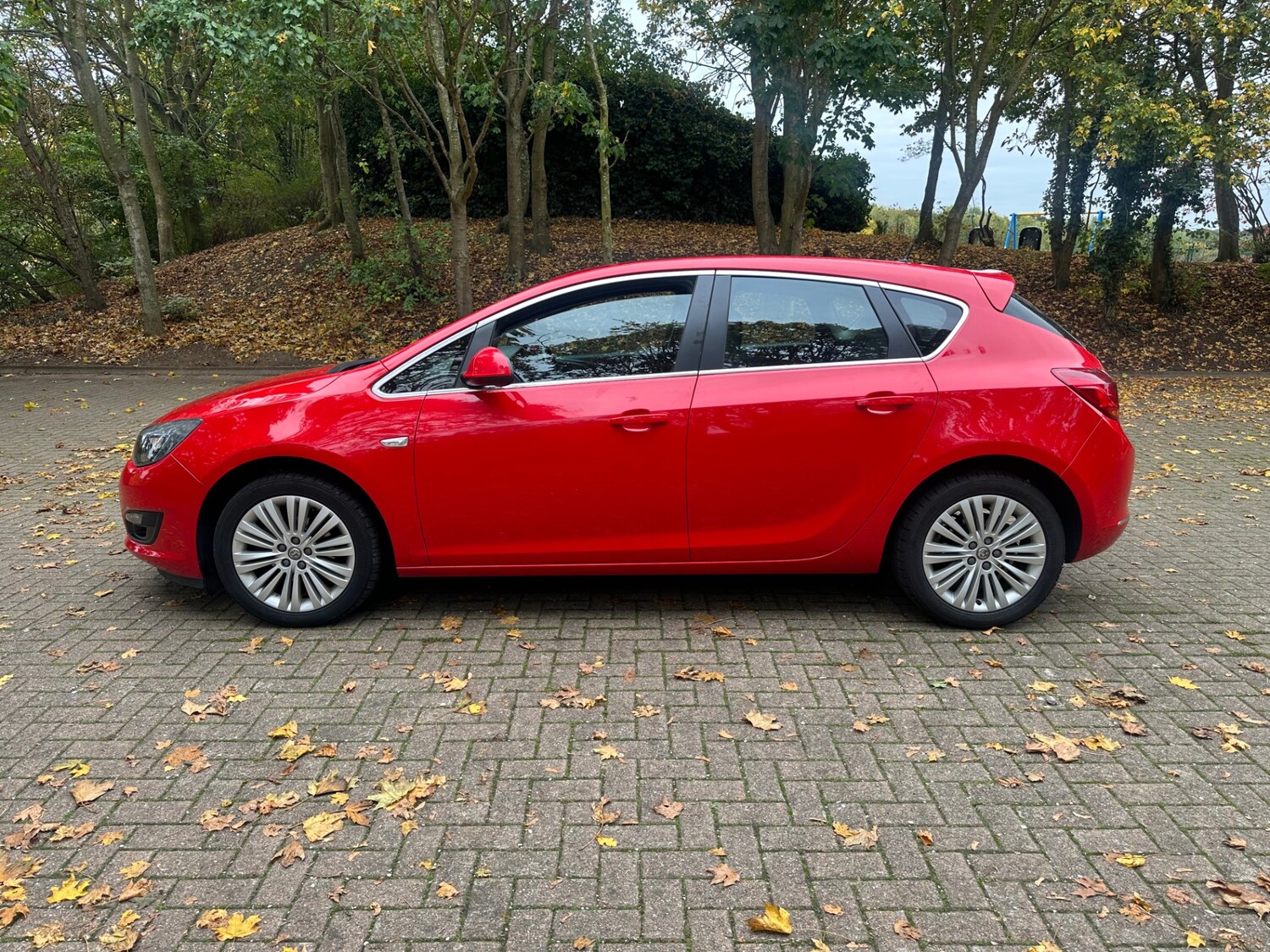 Used Vauxhall Astra 2015 for sale - 77459891: Photo 6