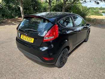 Used Ford Fiesta 2012 for sale - 79327634: Photo