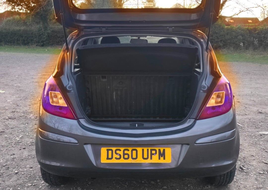 Used Vauxhall Corsa 2010 for sale - 77071240: Photo 11