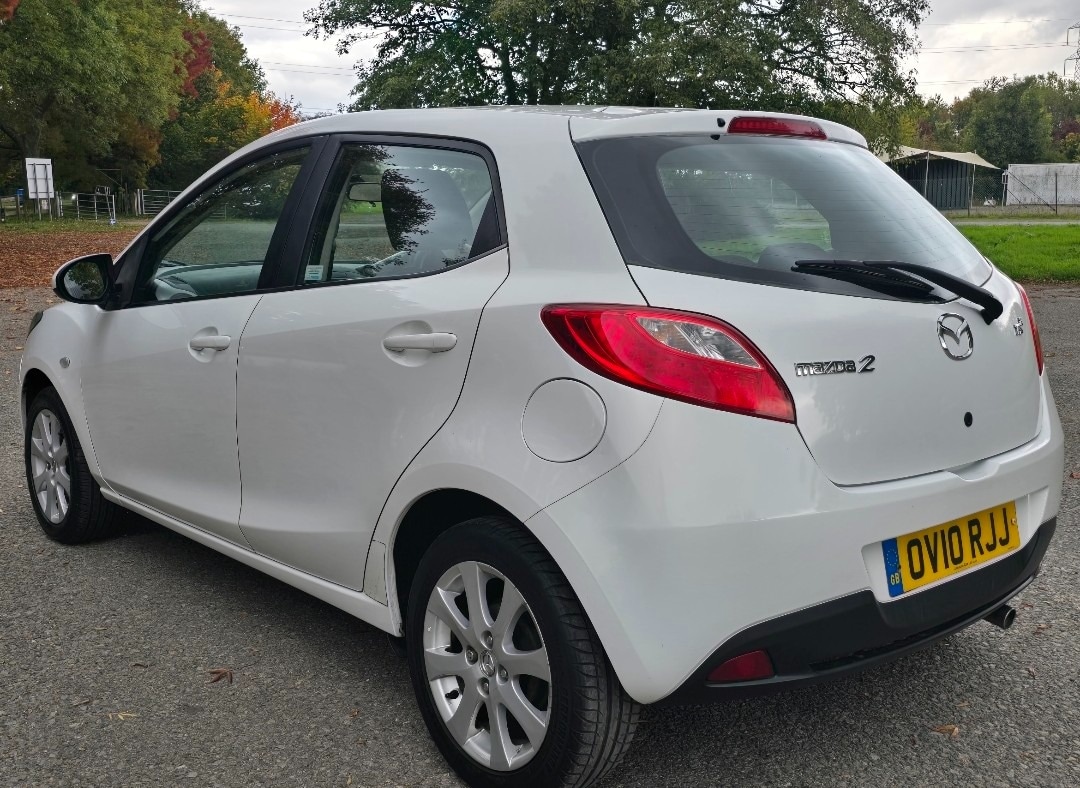 Used Mazda Mazda2 2010 for sale - 76208998: Photo 3