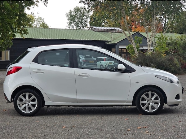 Used Mazda Mazda2 2010 for sale - 76208998: Photo 6