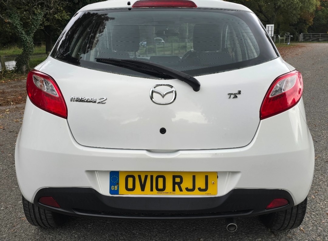 Used Mazda Mazda2 2010 for sale - 76208998: Photo 8