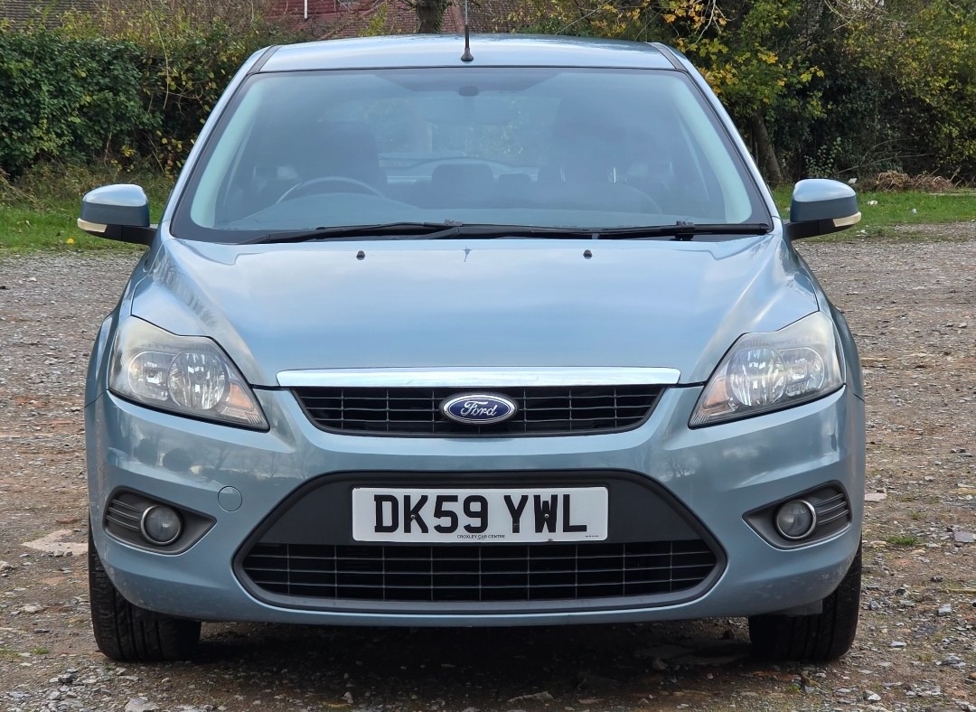 Used Ford Focus 2010 for sale - 76698939: Photo 8