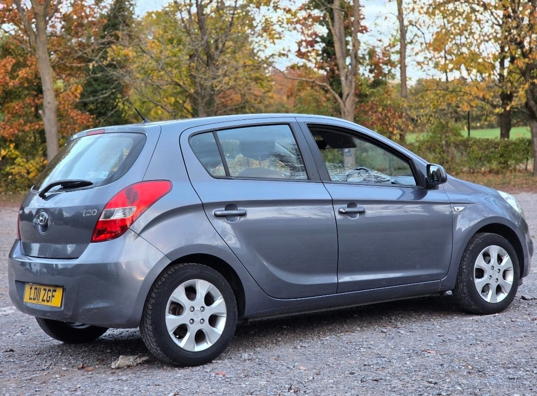 Used Hyundai i20 2011 for sale - 76394936: Photo 1
