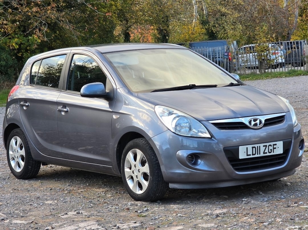Used Hyundai i20 2011 for sale - 76394936: Photo 4
