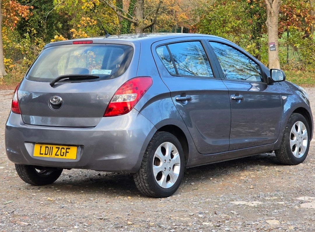 Used Hyundai i20 2011 for sale - 76394936: Photo 5