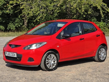 Used Mazda Mazda2 2011 for sale - 75542939: Photo