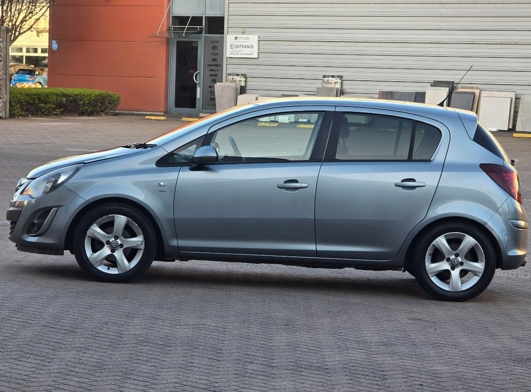 Used Vauxhall Corsa 2013 for sale - 77921570: Photo 4