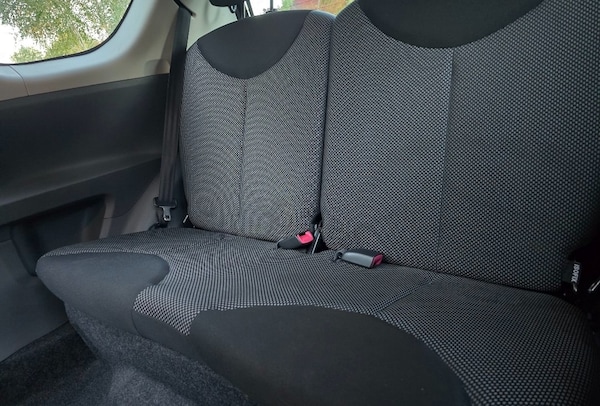Used Toyota AYGO 2009 for sale - 76185940: Photo 12