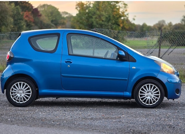Used Toyota AYGO 2009 for sale - 76185940: Photo 6