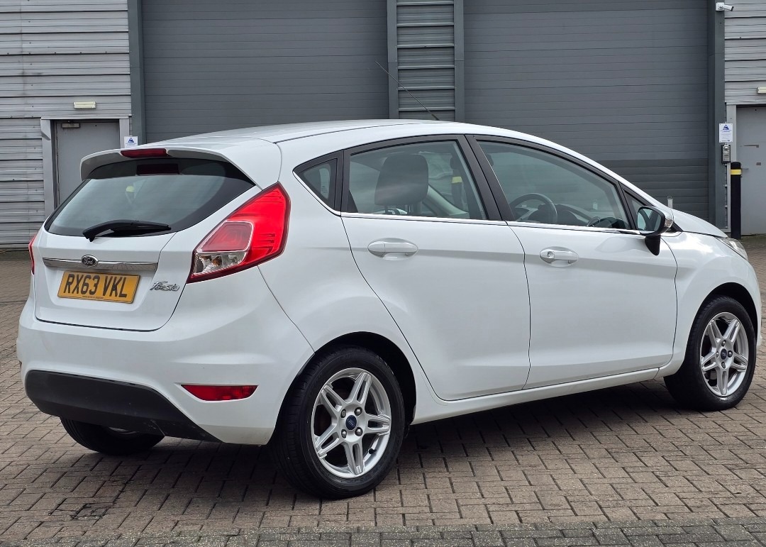 Used Ford Fiesta 2014 for sale - 77629290: Photo 4