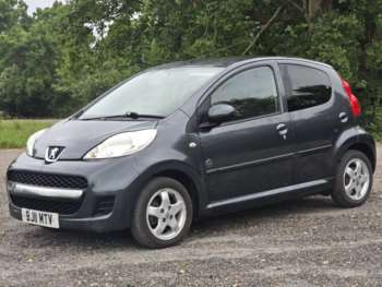 2011 - 1.0 Envy 5dr. 1 YEAR MOT MOT. SERVICE HISTORY. PRIVACY GLASS.
