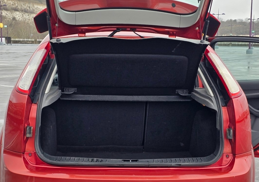 Used Ford Focus 2009 for sale - 77935416: Photo 12