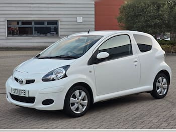 Used Toyota AYGO 2011 for sale - 79859536: Photo