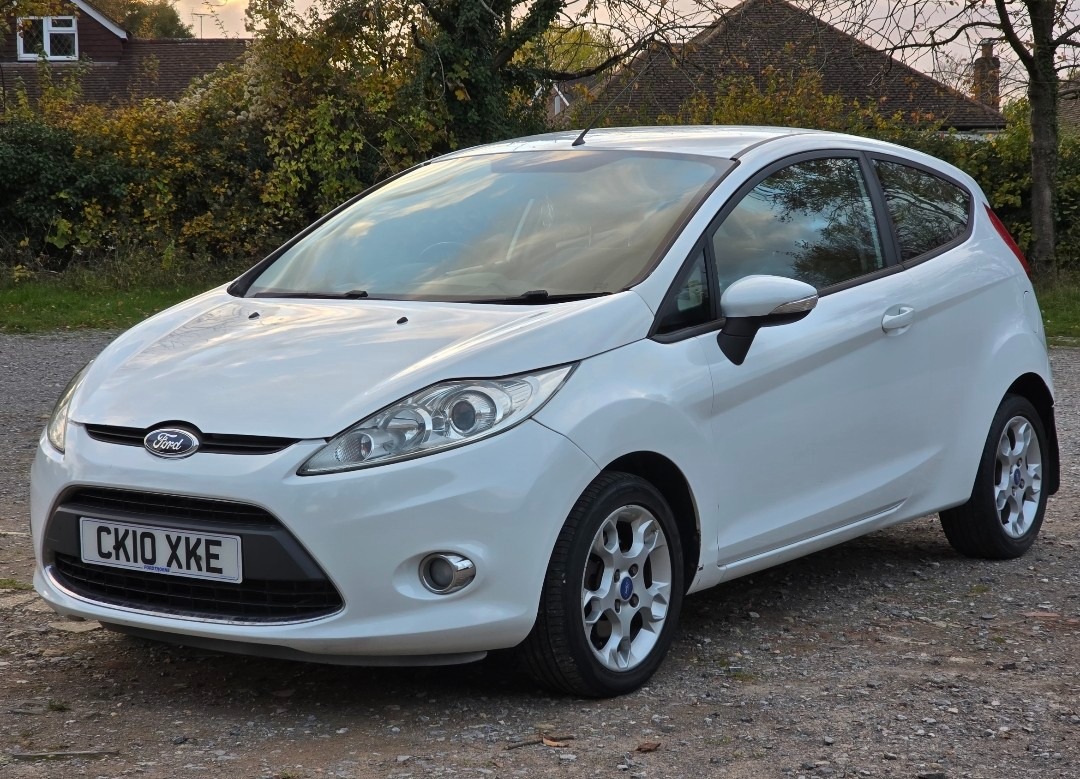 Used Ford Fiesta 2010 for sale - 76394948: Photo 2