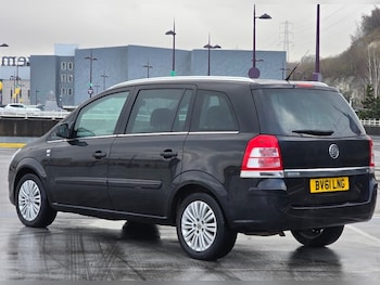 Used Vauxhall Zafira 2012 for sale - 77386199: Photo