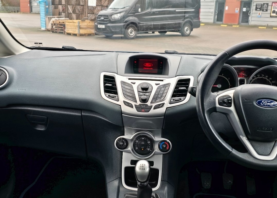 Used Ford Fiesta 2011 for sale - 77477979: Photo 10