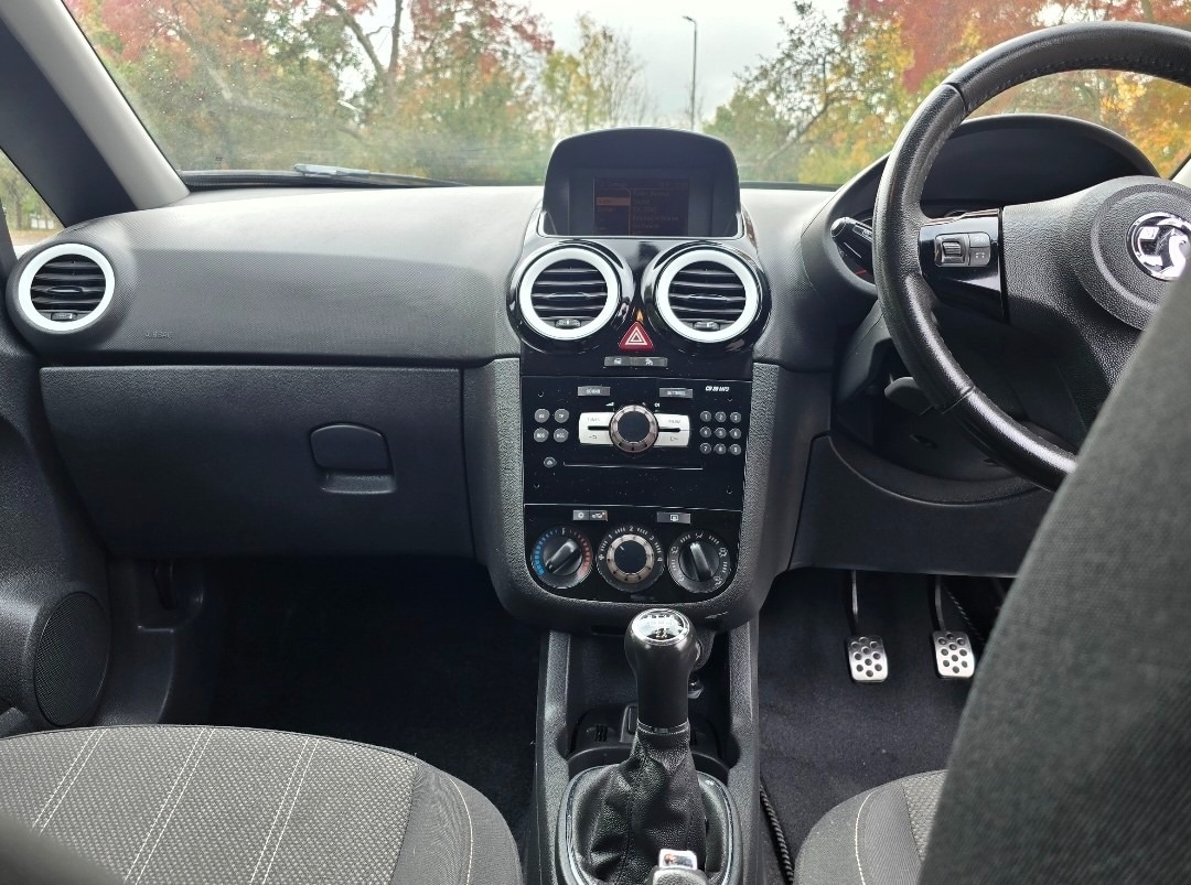 Used Vauxhall Corsa 2013 for sale - 76287524: Photo 9