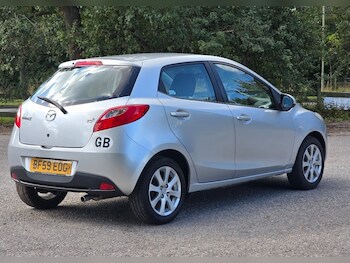 Used Mazda Mazda2 2010 for sale - 75913755: Photo
