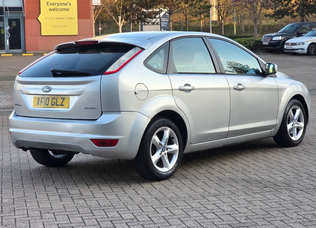 Used Ford Focus 2010 for sale - 76941417: Photo 4