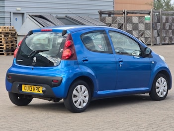 Used Peugeot 107 2013 for sale - 79346454: Photo