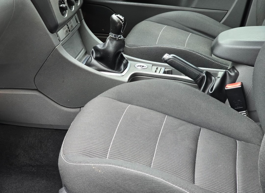 Used Ford Focus 2011 for sale - 76076960: Photo 10