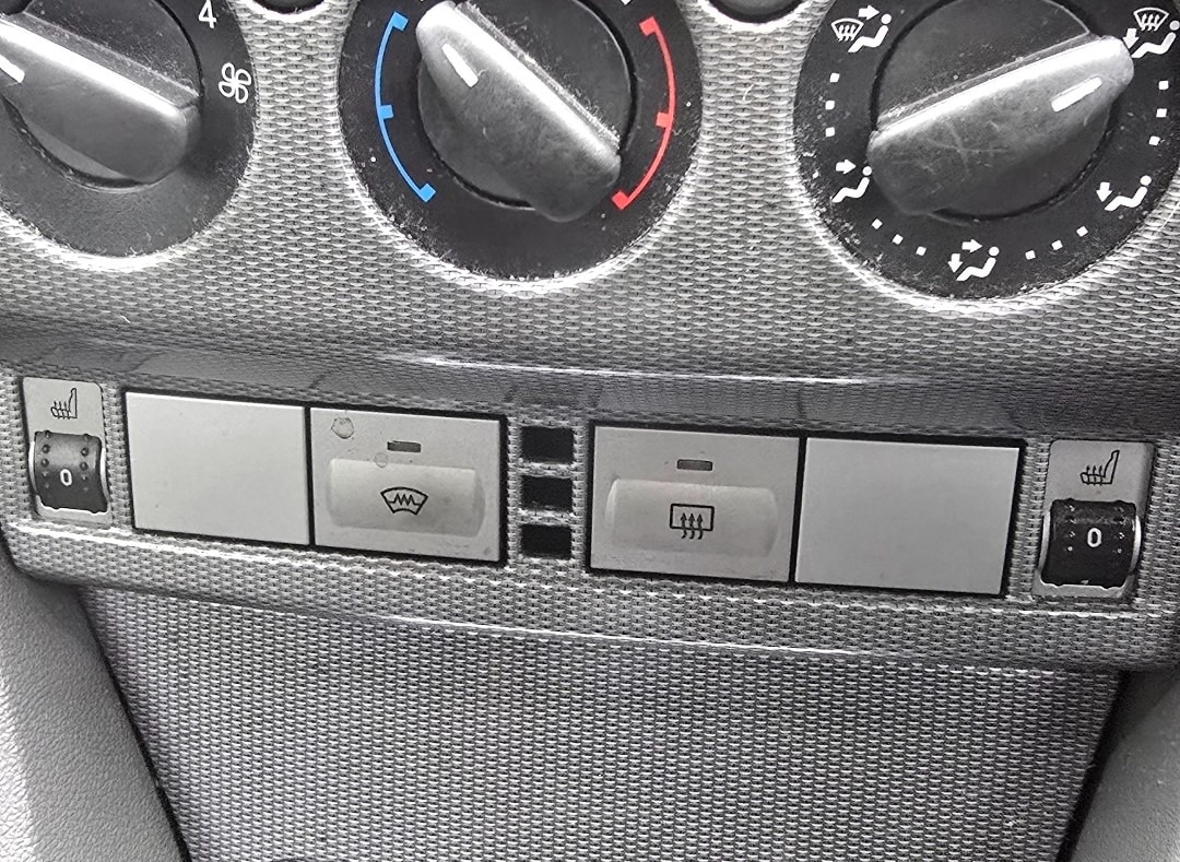 Used Ford Focus 2011 for sale - 76076960: Photo 12
